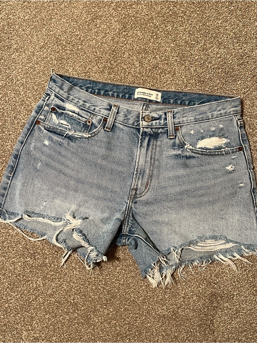 Abercrombie & Fitch Boyfriend Short Women 28 6 Distressed Mid Rise Cutoff
